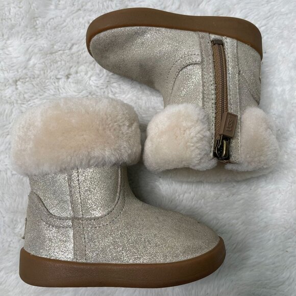 UGG Australia #1097035 Kid's Gold Tan Jorie II Suede Fur Boots Shoes Size 4/5 - Picture 2 of 10
